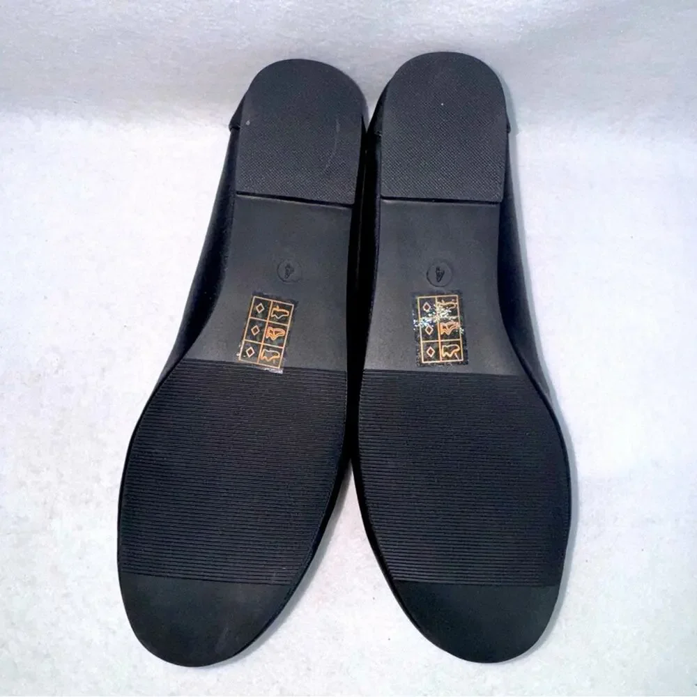 NWT Women’s Faux Leather London Rebel Snaffle Trim Flats Shoes Black size 6